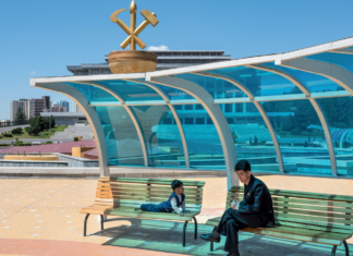 D.P.R. KOREA Grand Tour – Carl De Keyzer